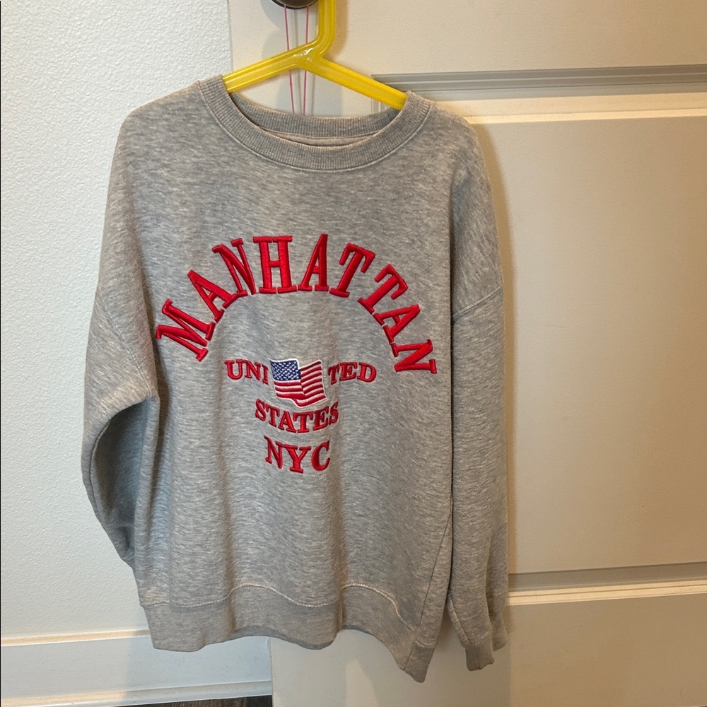 Zara Gray Crewneck Sweater with Red Accents